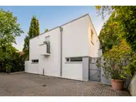 Häuser, in Frankfurt am Main, 314 m², 8 Zi., Bj. 2003